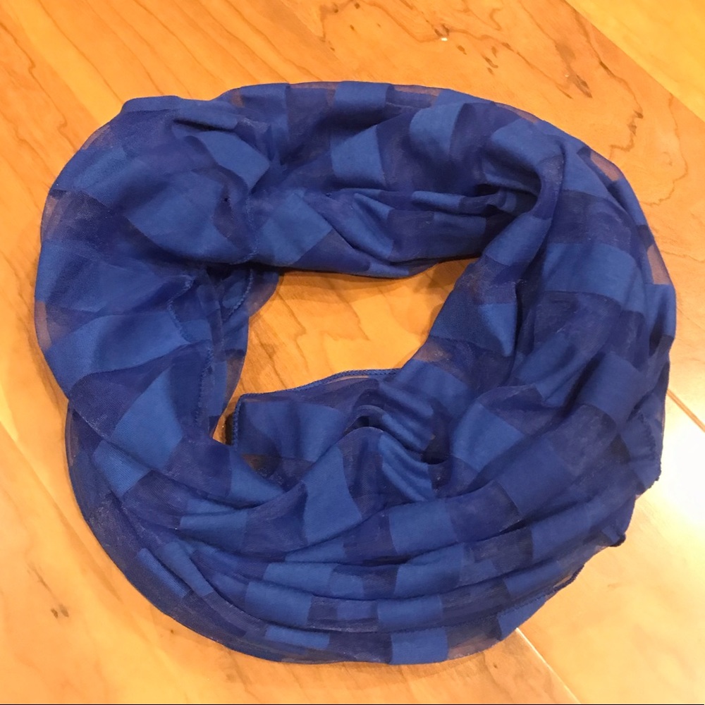 NWT Blue Stripe Infinity Scarf